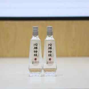 紅酒倒杯中蒸發(fā)，紅酒浴在家怎么做?